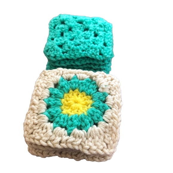 10 Handmade Granny Square Blocks for Afghans, Bags, Hats DYI PROJECTS 4”x 4” - Picture 5 of 13